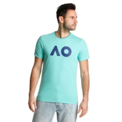 Australian Open AO Stack Print Core Logo Maglietta Uomini - Mint, Blu Scuro -Vendite Racchette da tennis 00087000 0 3