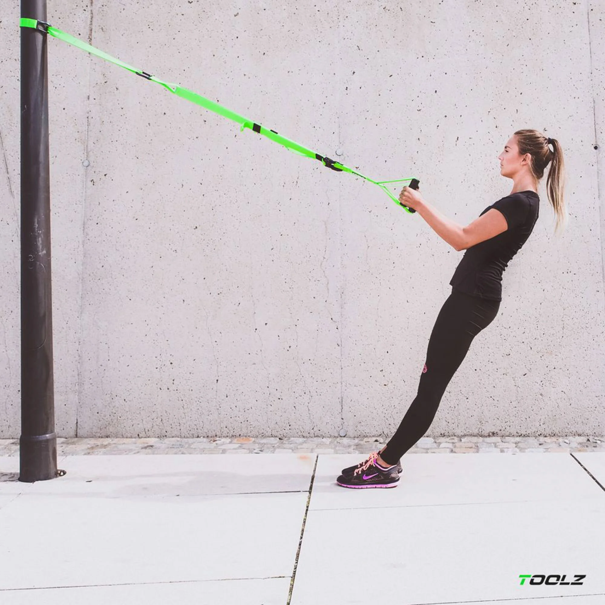 Toolz Sling Trainer Attrezzo Da Allenamento - Verde, Nero 3 Toolz Sling Trainer Attrezzo Da Allenamento - Verde, Nero - immagine 3