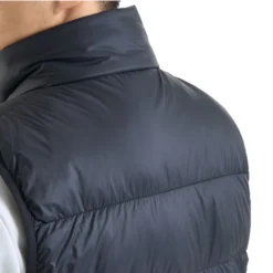 Under Armour Down 2.0 Gilet Uomini - Nero 11 Under Armour Down 2.0 Gilet Uomini - Nero -Vendite Racchette da tennis 08541000 16