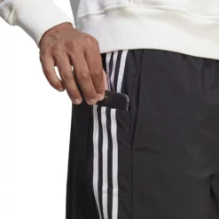 ADIDAS Essentials AEROREADY Chelsea 3-Stripes Pantaloncini Uomini - Nero, Bianco -Vendite Racchette da tennis 17881000 17