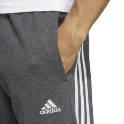 ADIDAS Essentials French Terry Tapered Cuff 3-Stripes Pantalone Da Allenamento Uomini - Grigio, Bianco 8 ADIDAS Essentials French Terry Tapered Cuff 3-Stripes Pantalone Da Allenamento Uomini - Grigio, Bianco -Vendite Racchette da tennis 17904000 16
