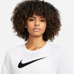 Nike Dri-Fit Swoosh Maglietta Donna - Bianco, Nero -Vendite Racchette da tennis 56721000 16