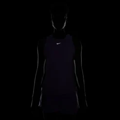 Nike Dri-Fit One Luxe STD Canottiera Donna - Lilla 20 Nike Dri-Fit One Luxe STD Canottiera Donna - Lilla -Vendite Racchette da tennis 57065000 18