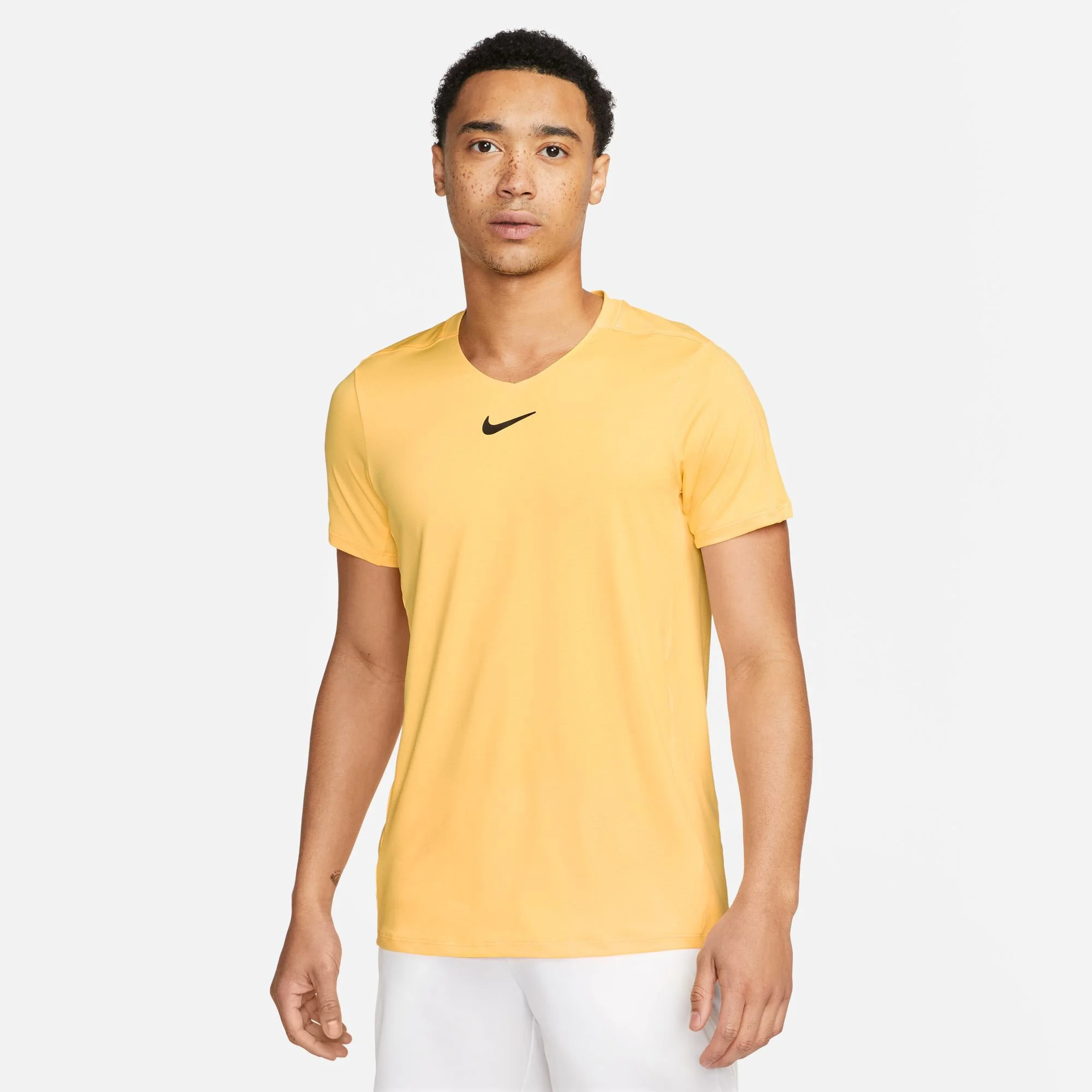 Nike Dri-Fit Advantage Court Maglietta Uomini - Giallo 4 Nike Dri-Fit Advantage Court Maglietta Uomini - Giallo - immagine 4